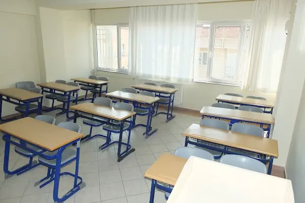 Modern Fen Bilimleri Anadolu Lisesi - Resim 13