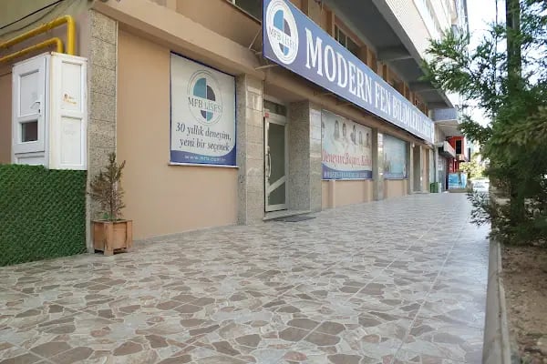 Modern Fen Bilimleri Anadolu Lisesi - Resim 9