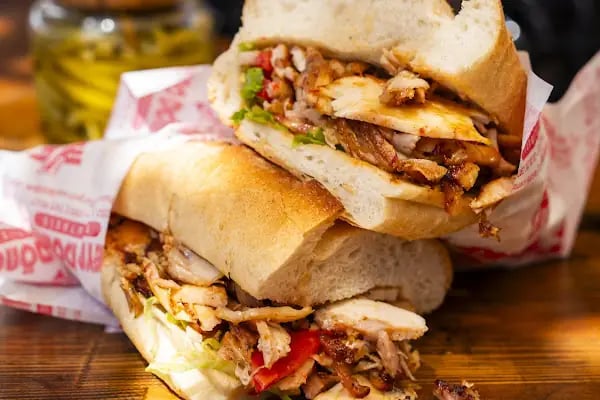 Zeyno Doner Turgutreis - Resim 4