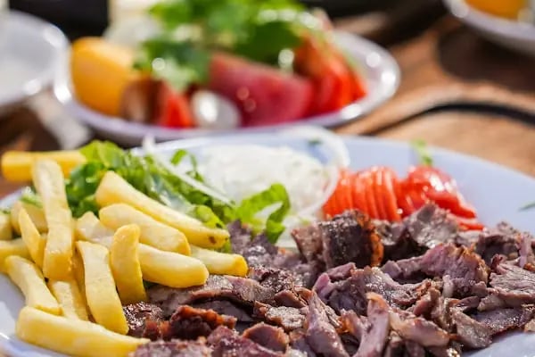 Zeyno Doner Turgutreis - Resim 2