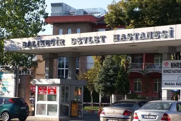 Balıkesir Devlet Hastanesi Acil Servis - Resim 2