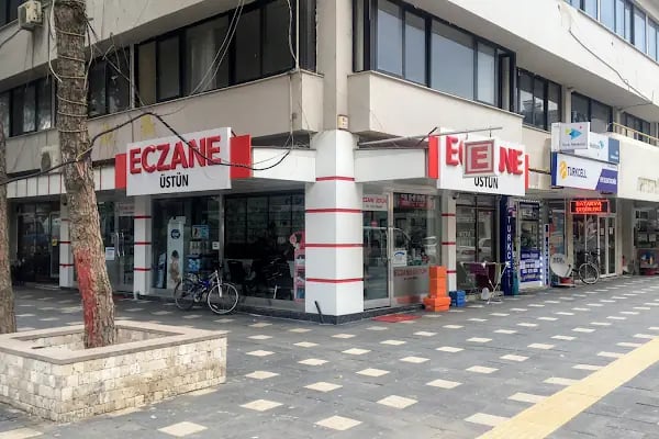 Üstün Eczanesi - Fahri Daban - Resim 1