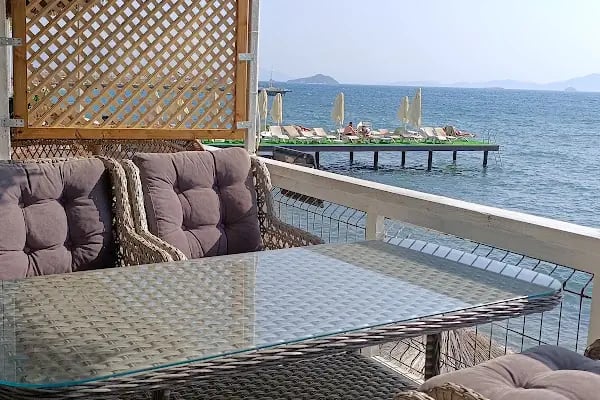 La Terrasse Restobar - Resim 10