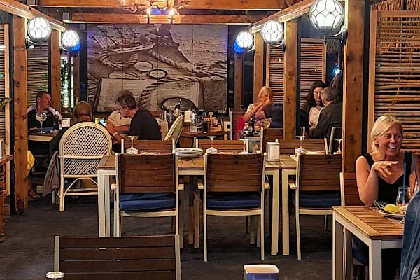 La Terrasse Restobar - Resim 18