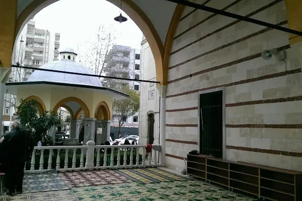 Şehzade Kademson Camii - Resim 16