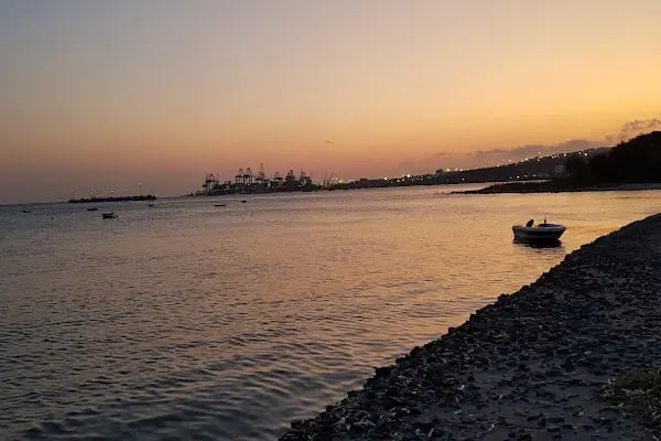 Avcılar Belediye Parkı - Resim 4