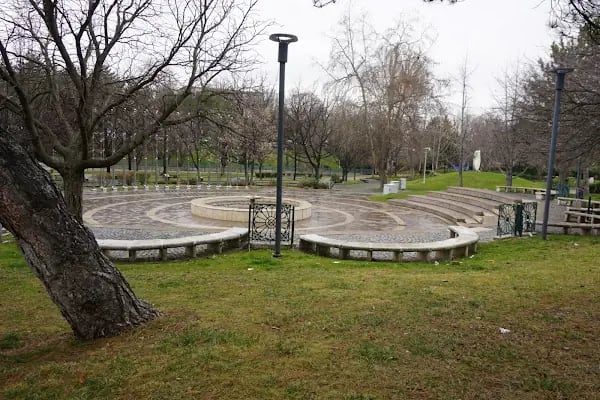 Meclis Parkı - Resim 1