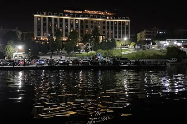 Güzelyalı Plajı - Resim 12
