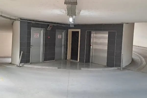 Sakarya Büyükşehir Belediyesi Katlı Otoparkı - Resim 16