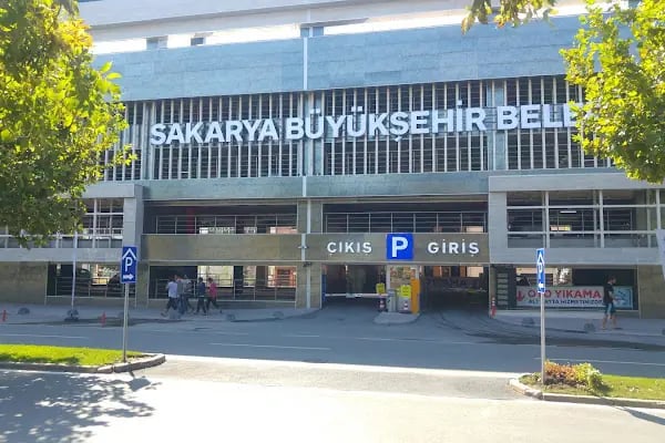 Sakarya Büyükşehir Belediyesi Katlı Otoparkı - Resim 11