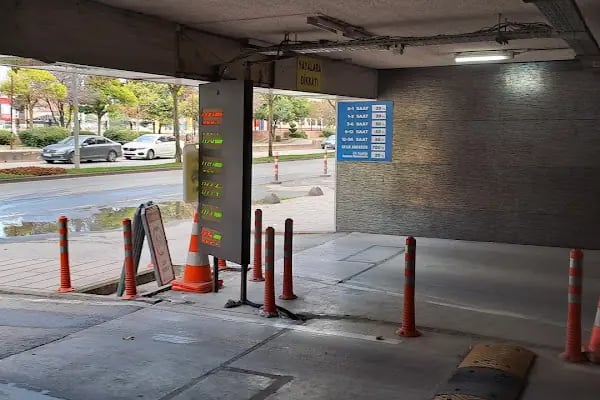 Sakarya Büyükşehir Belediyesi Katlı Otoparkı - Resim 18