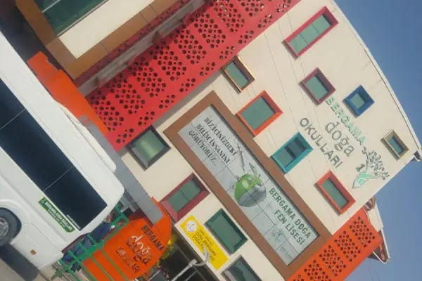 Bergama Doğa Anadolu Fen Lisesi - Resim 2