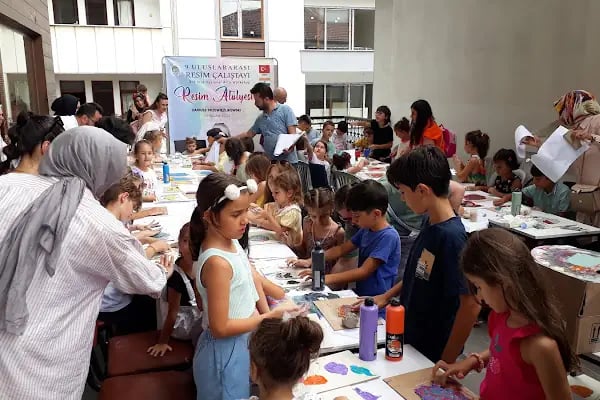 Akçaabat Belediyesi Resim ve Fotoğraf Müzesi Sanat Galerisi - Resim 9