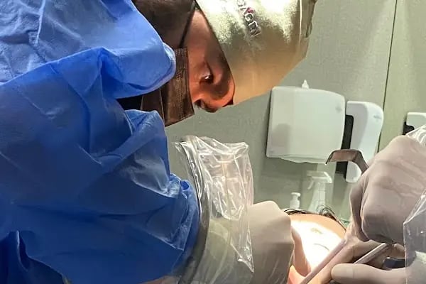 Bursa Diş Hekimi Fatih Ay | implant | Gülüş Tasarımı | Dentist - Resim 14