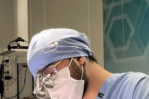 Bursa Diş Hekimi Fatih Ay | implant | Gülüş Tasarımı | Dentist - Resim 7