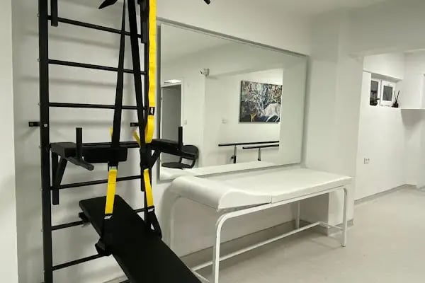 Prof. Dr. Cem Yalın KILINÇ - CYK Ortopedi Kliniği - Resim 9
