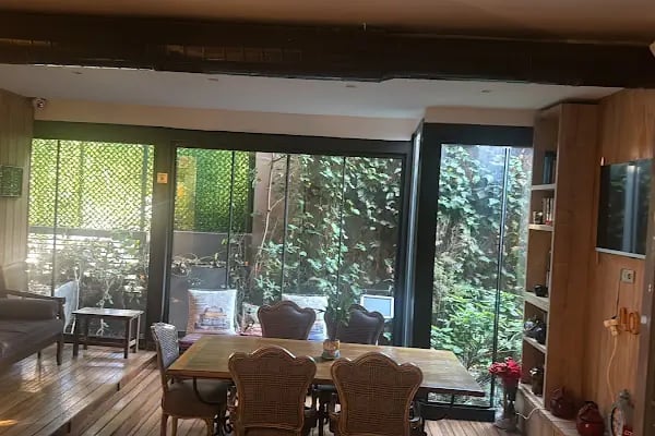 Bee Restaurant - Resim 15