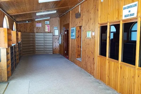 İçerenköy Merkez Camii - Resim 5