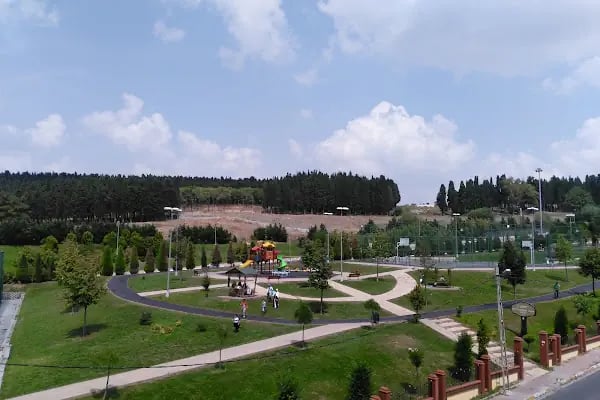 Kardeşlik Parkı - Resim 1