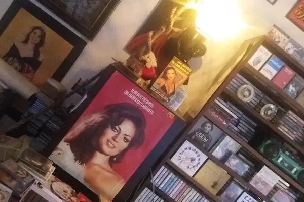 Ezgili Düşler Cafe / Çay Kahve Müzik Afiş Dergi Poster Plak Kadet Cd - Resim 19