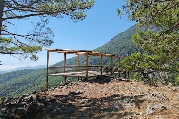 Konaklı Seyir Terası - Resim 12