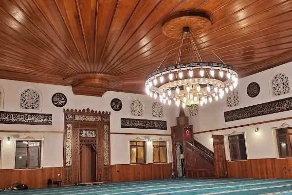 Şehitler Gaziler Camii - Resim 5