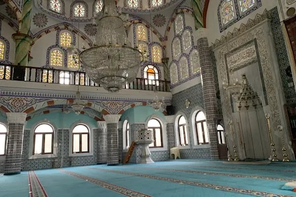 Avcılar Kalkandelen Cami - Resim 2