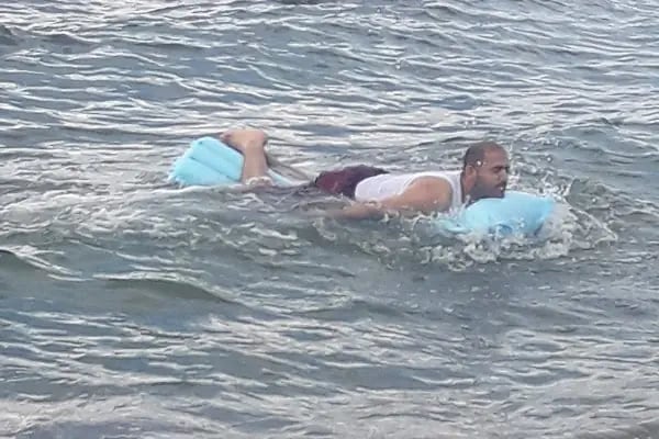 Burgaz Altınkum Halk Plajı - Resim 19