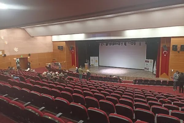 Çınar Kongre Merkezi - Resim 1
