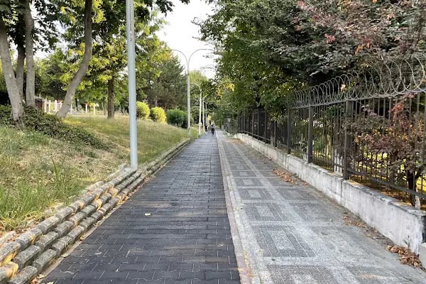 Küçükçekmece Belediyesi Atakent 2.Bölge Parkı Ve Koşu Parkuru - Resim 17