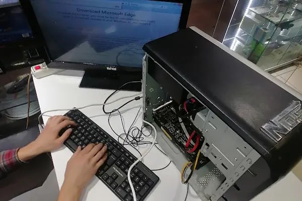 İkiler Elektronik - Telefon Tablet Bilgisayar Televizyon Teknik Servis - Resim 2