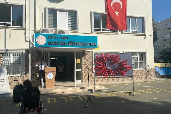 ALANYA ÖZEL EĞİTİM MESLEK OKULU - Resim 9