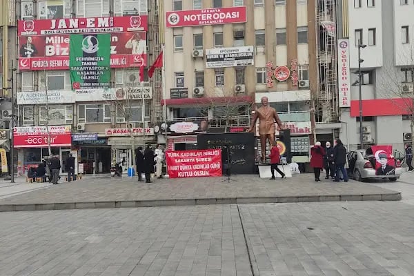 Kent Meydanı - Resim 4