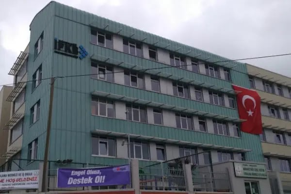 Arnavutköy Özel Egitim Uygulama Okulu - Resim 2