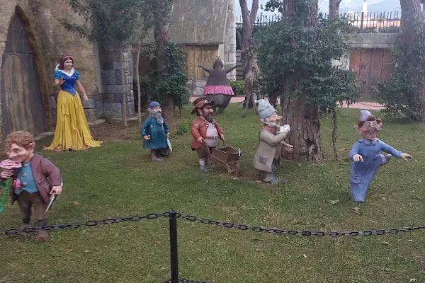 Manisa masal park - Resim 14