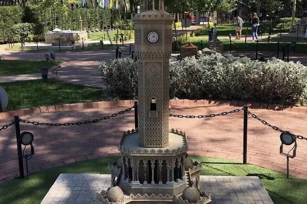 Manisa masal park - Resim 1