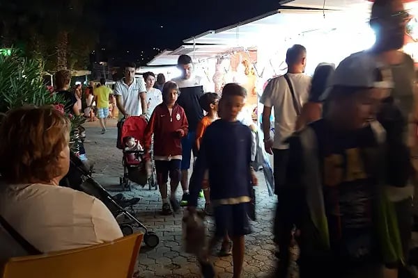 Turgutreis Sanatçılar Sokağı - Resim 3
