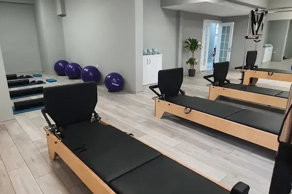 Profiz | Kayropraktik, Fizyoterapist, Manuel Terapi, Skolyoz, Reformer Pilates - Resim 4