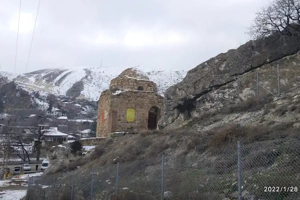 Selçuklu Türbesi - Resim 7