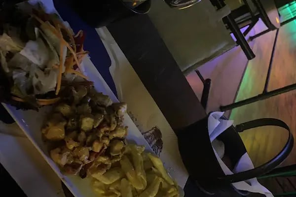 Mr. Frog Pub Bistro - Resim 17