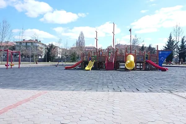 Ulubey Parkı - Resim 4