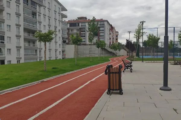 Karapürçek Köyü Spor Tesisleri - Resim 14