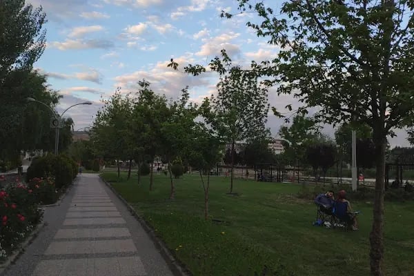 Karapürçek Köyü Spor Tesisleri - Resim 6