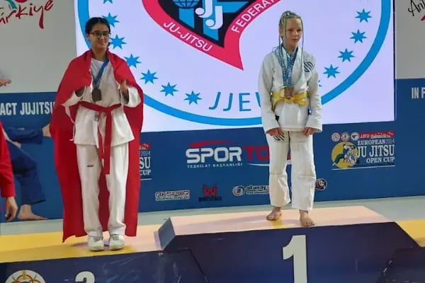 TAEKWONDO KARATE KICK-BOKS KEMPO HAPKİDO UZAK DOĞU SAVUNMA SANATLARIN MERKEZİ - Resim 6