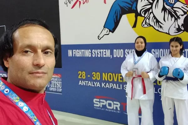 TAEKWONDO KARATE KICK-BOKS KEMPO HAPKİDO UZAK DOĞU SAVUNMA SANATLARIN MERKEZİ - Resim 7