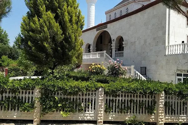 Adnan Menderes Cami - Resim 5
