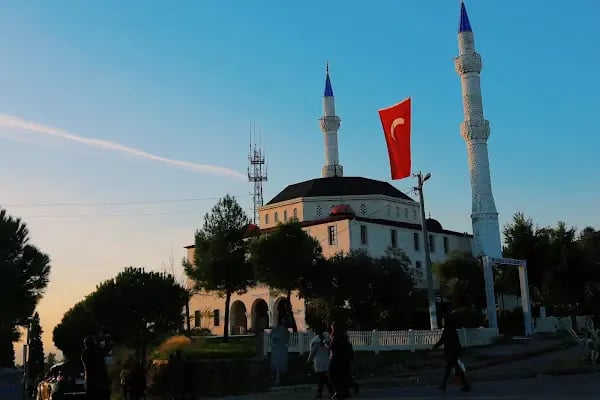 Adnan Menderes Cami - Resim 19