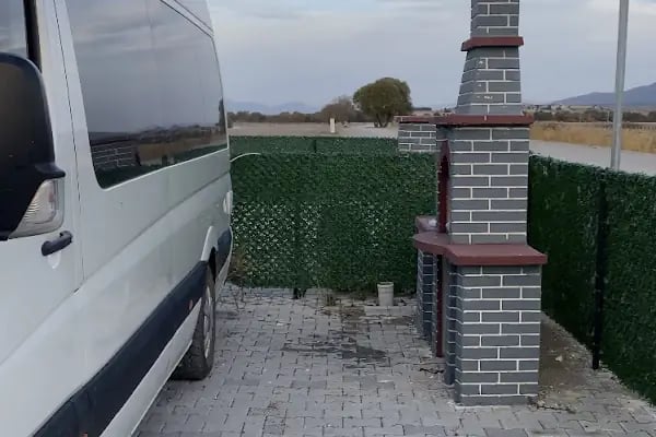 Karaburun Karavan Kamp Alanı - Resim 9