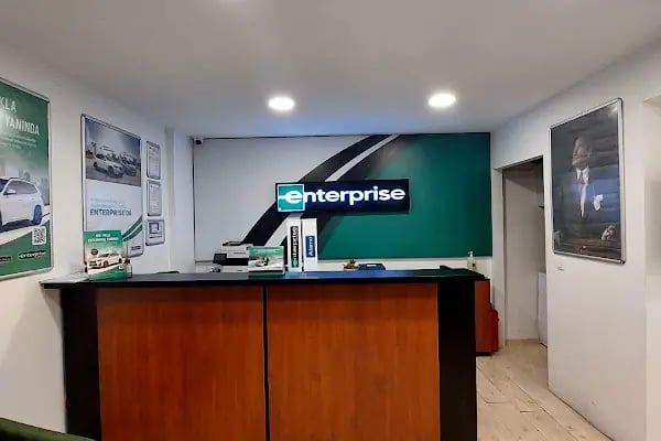 Enterprise Rent-A-Car - İzmir Balçova Agora Avm Ofis Araç Kiralama - Resim 4