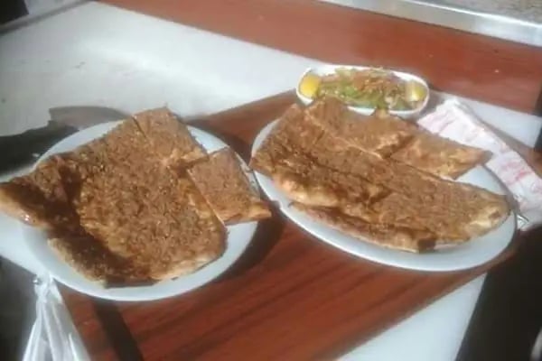Üç Yıldız Pide Kebap Salonu - Resim 11